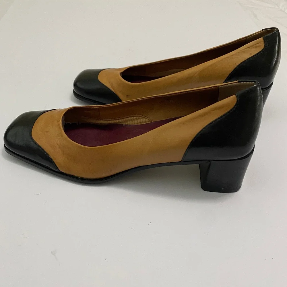 Etienne Aigner Two Tone Leather Pumps Tan Black Square Toe Block Heel Size 7.5 M